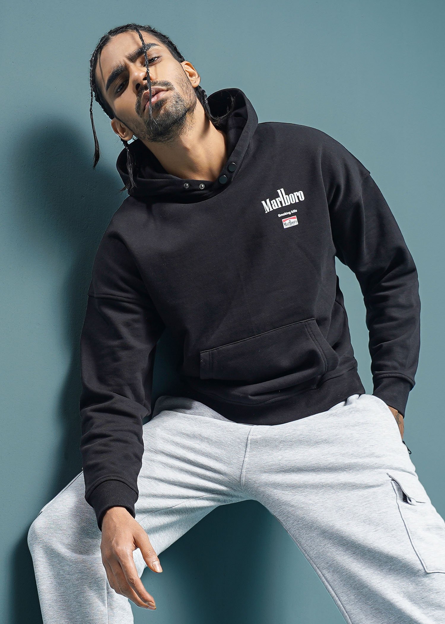 YUNS Clothing's Oversized Hoodies: Where comfort meets style. Explore our collection for cozy, on-trend looks that make a statement.