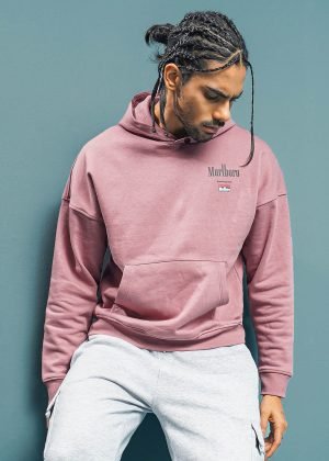 YUNS Clothing's Oversized Hoodies: Where comfort meets style. Explore our collection for cozy, on-trend looks that make a statement.